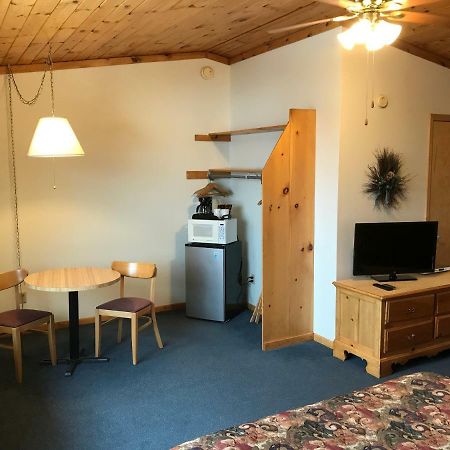 Superior Ridge Resort Motel Schroeder エクステリア 写真