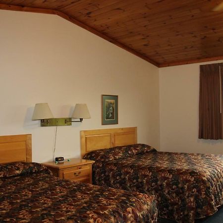 Superior Ridge Resort Motel Schroeder エクステリア 写真