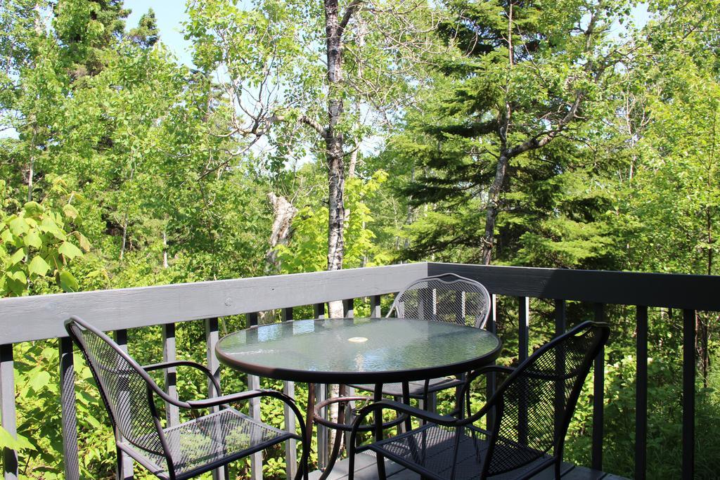 Superior Ridge Resort Motel Schroeder エクステリア 写真