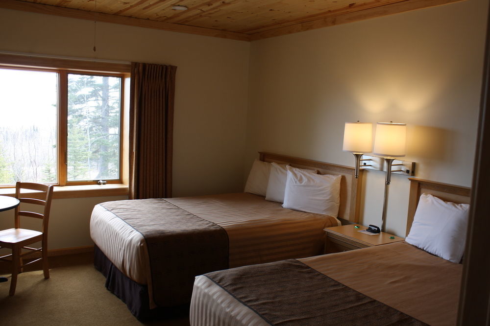 Superior Ridge Resort Motel Schroeder エクステリア 写真