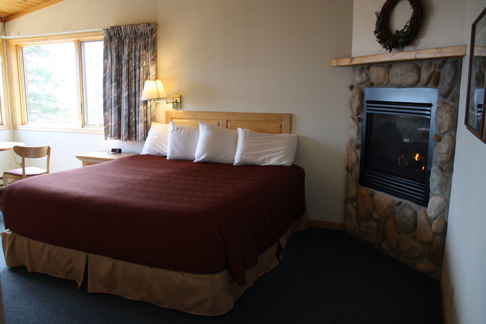 Superior Ridge Resort Motel Schroeder エクステリア 写真