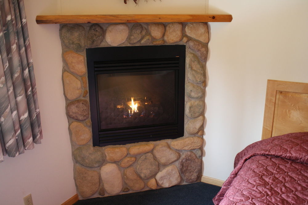 Superior Ridge Resort Motel Schroeder エクステリア 写真