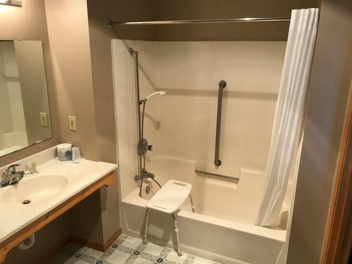 Superior Ridge Resort Motel Schroeder エクステリア 写真